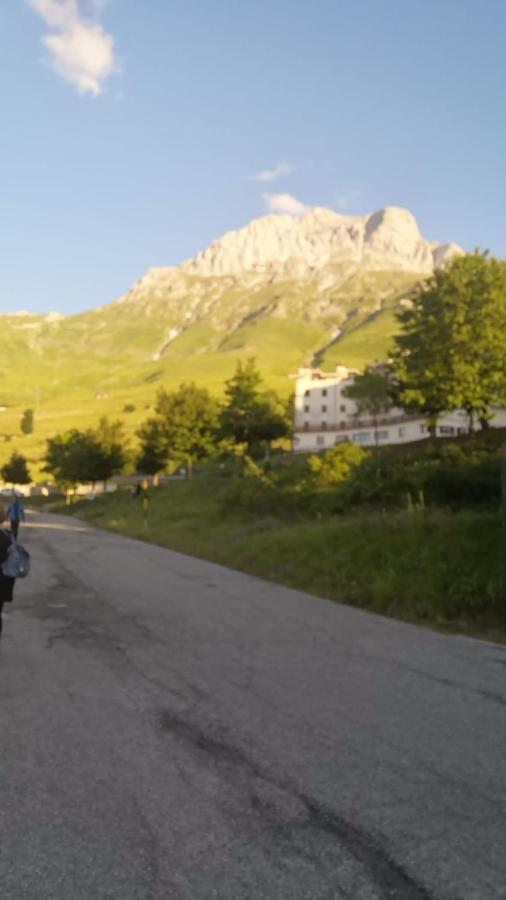 Apartament La Tana Del Capriolo Prati di Tivo Zewnętrze zdjęcie